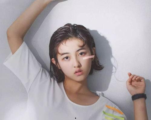 张子枫头条,揭秘青春女神的成长之路