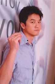 明星李亚鹏照片,岁月静好，星范儿十足