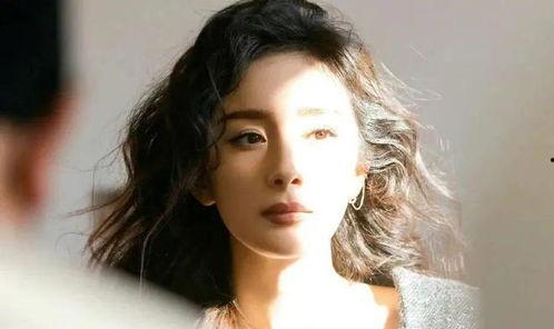 明星的卷发,时尚潮流的卷发造型解析