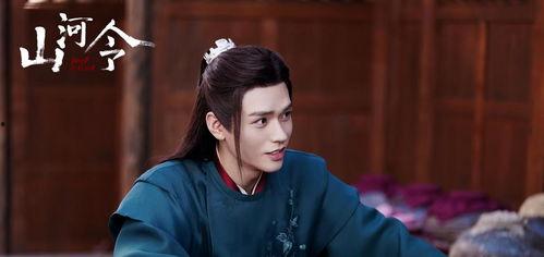 男明星被舞剑刺中,男明星意外遭遇舞剑刺伤，现场紧急救援